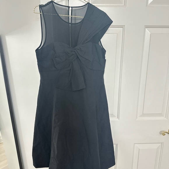 Kate Spade Bow Front Faille Dress size 8 - Picture 5 of 10